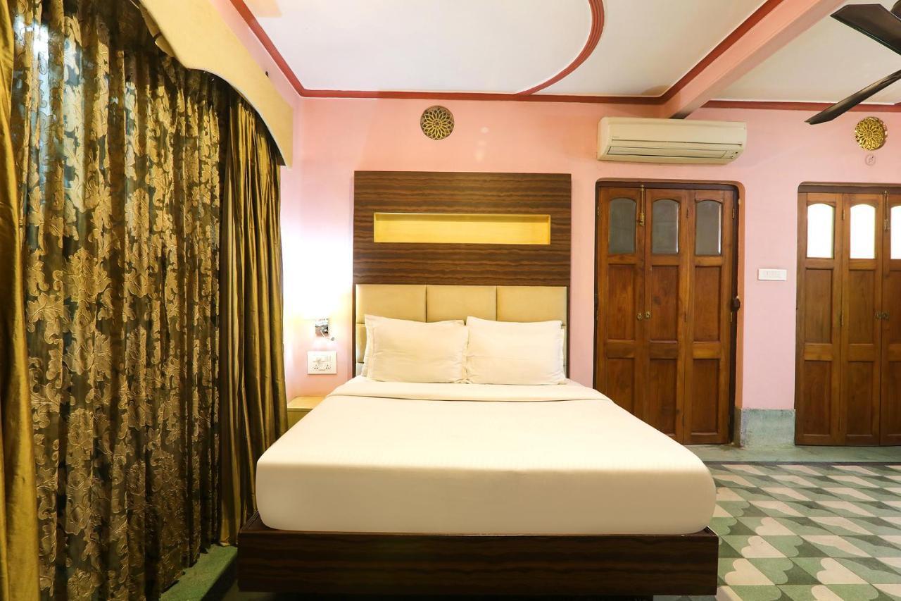 Fabhotel East View Варанаси Екстериор снимка