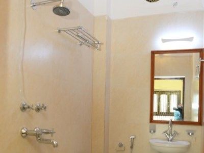 Fabhotel East View Варанаси Екстериор снимка